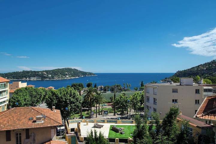 Gîte pour 4 personnes, avec jardin dans Office De Tourisme De Villefranche Sur Mer