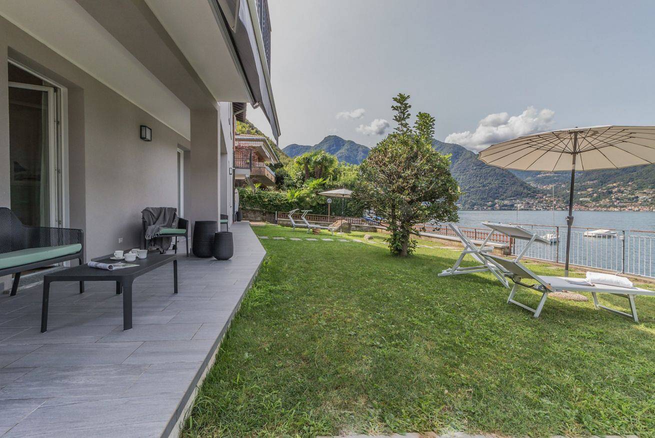 Appartement entier, Appartement de vacances pour 2 personnes avec piscine in Carvagnana (Lezzeno), Lezzeno