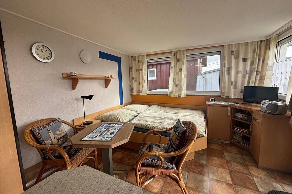 Apartamento entero, 1 room apartment - Holiday home Boddenblick in Neuendorf Hiddensee Island, Hiddensee