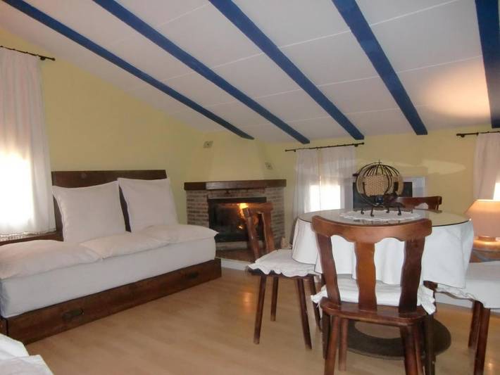 Casa rural para 9 personas, con vistas y jardín, Se admiten mascotas en Els Ports - 3