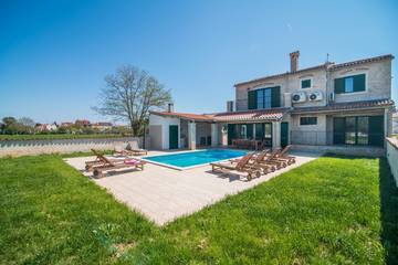 Villa für 10 Personen in Medulin, Südküste Istrien, Bild 3