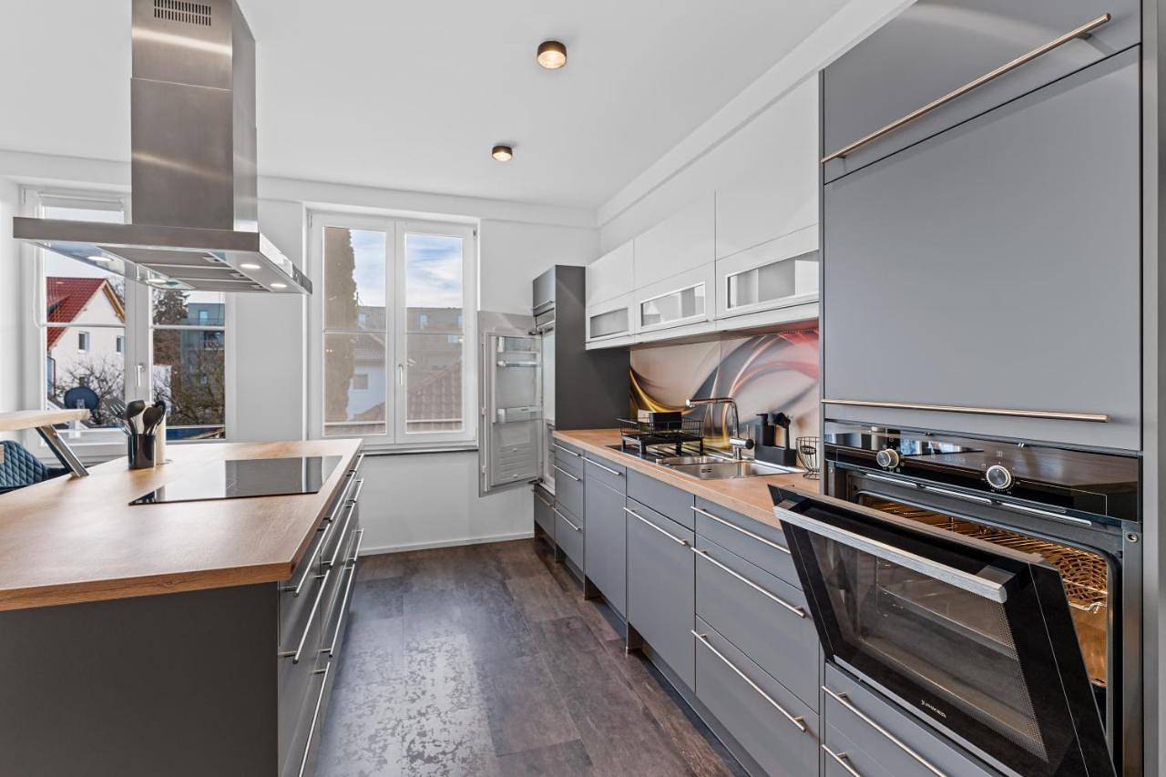 Ganze Wohnung, Illler Homes Memmingen Moderne Fewos für bis zu 7 Pers mit Küche & Parkplätzen, teilweise mit Terrasse in Memmingen, Bayerisch Schwaben