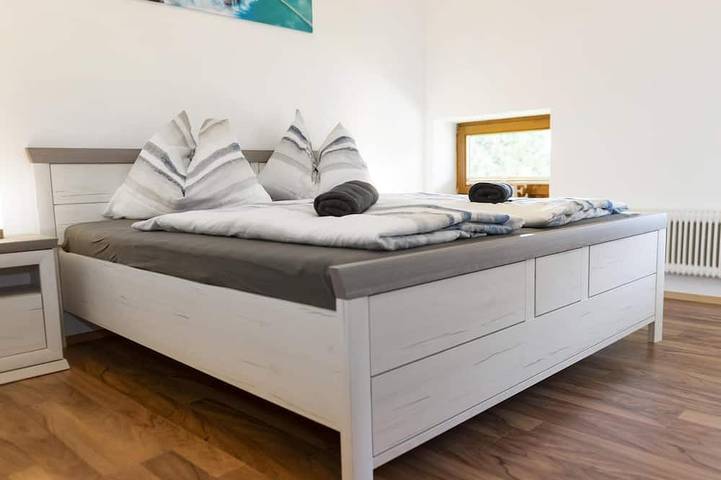 Gîte pour 6 personnes, avec piscine et balcon à Schwoich - 2