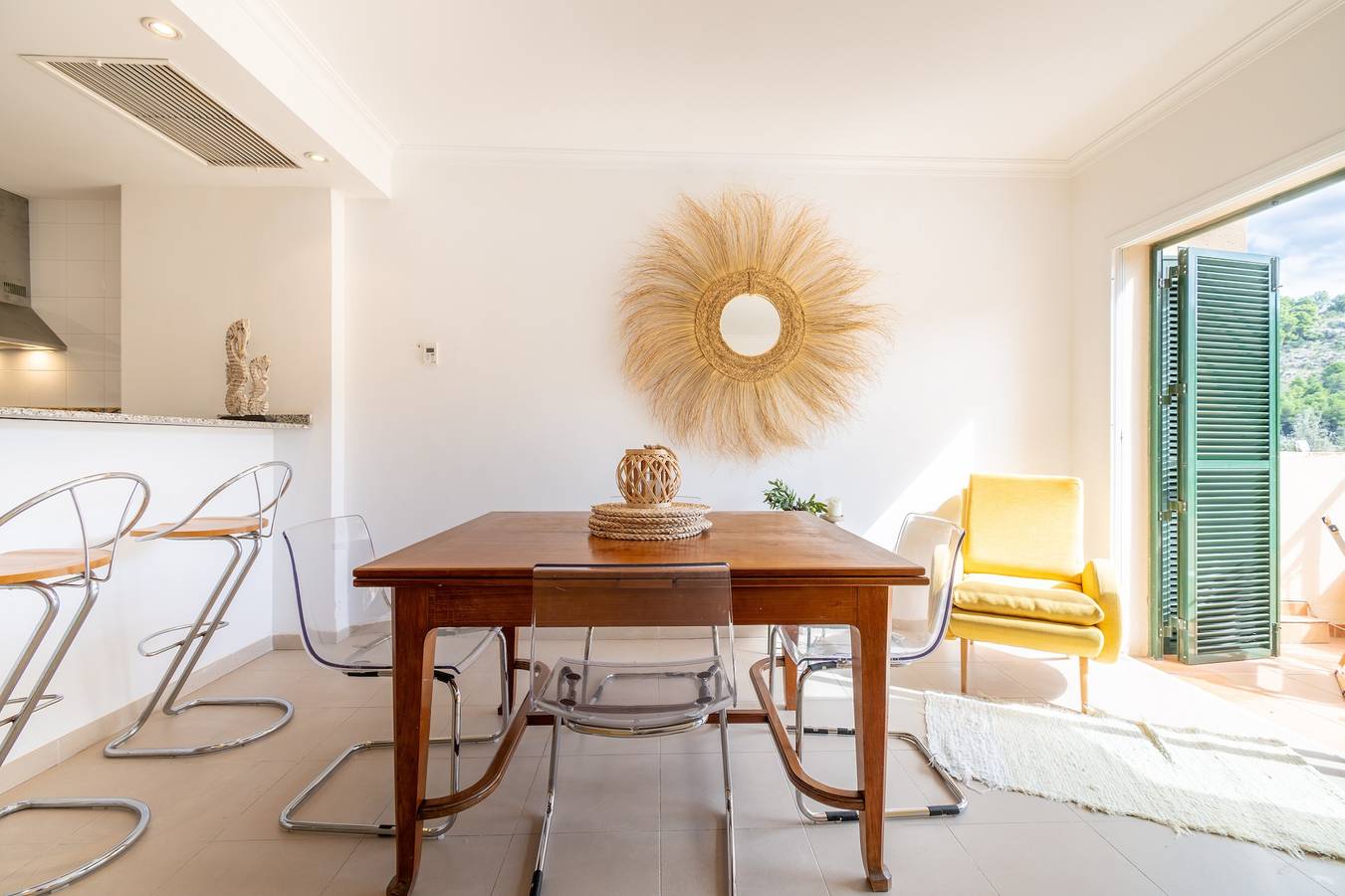 Entire apartment, Apartment 'Soller Beach' with Balcony and Wi-Fi in Port de Sóller, Sóller