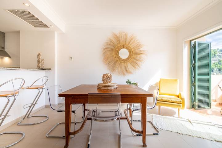 Appartement entier, Appartement 'Soller Beach' avec balcon et Wi-Fi in Port de Sóller, Sóller