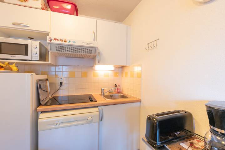 Appartement entier, Séjour Confort à Saint-Lary – Appartement 3, Terrasse, Piscine Chauffée et Accès Direct Téléphérique in Saint-Lary-Soulan, Parc national des Pyrénées